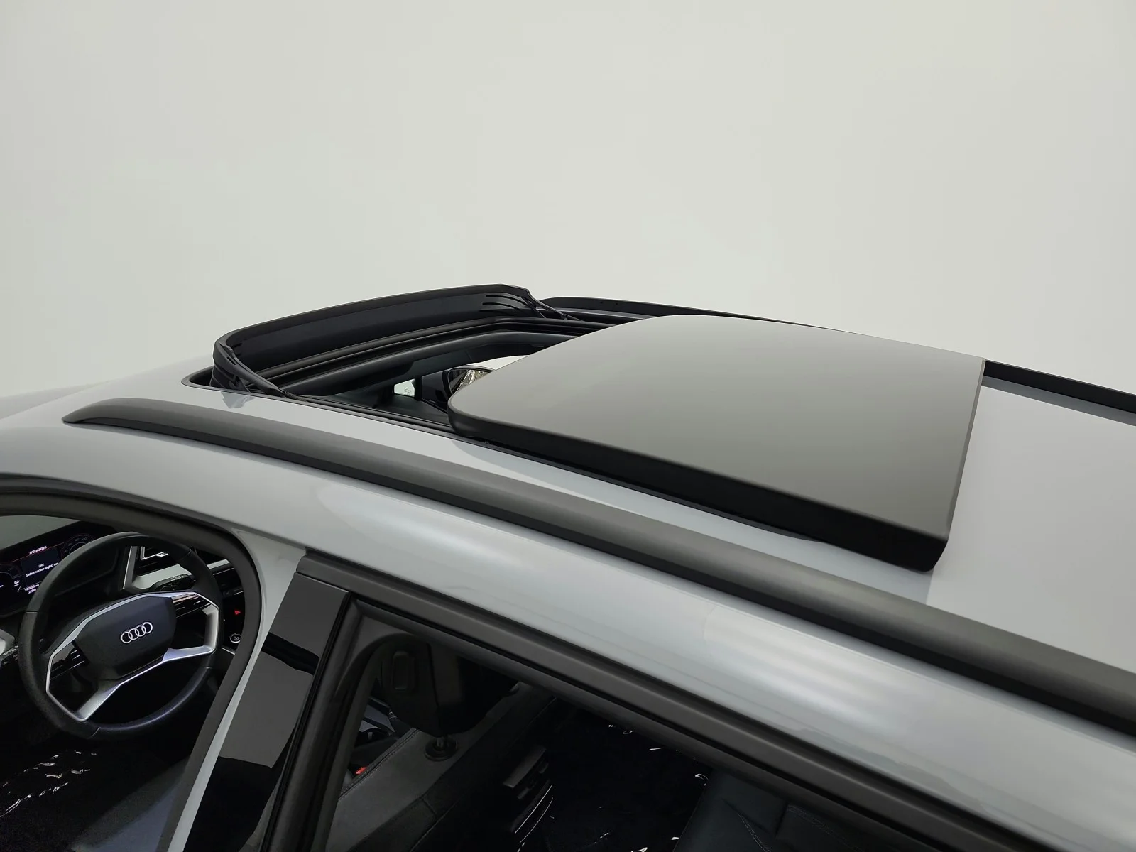 Used 2025 Pebble Gray Audi Premium Plus 55 quattro image 11