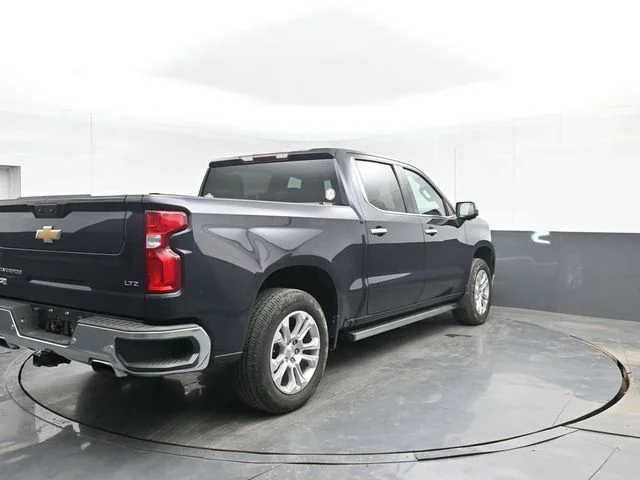 Used 2022 Gray Chevrolet LTZ image 13