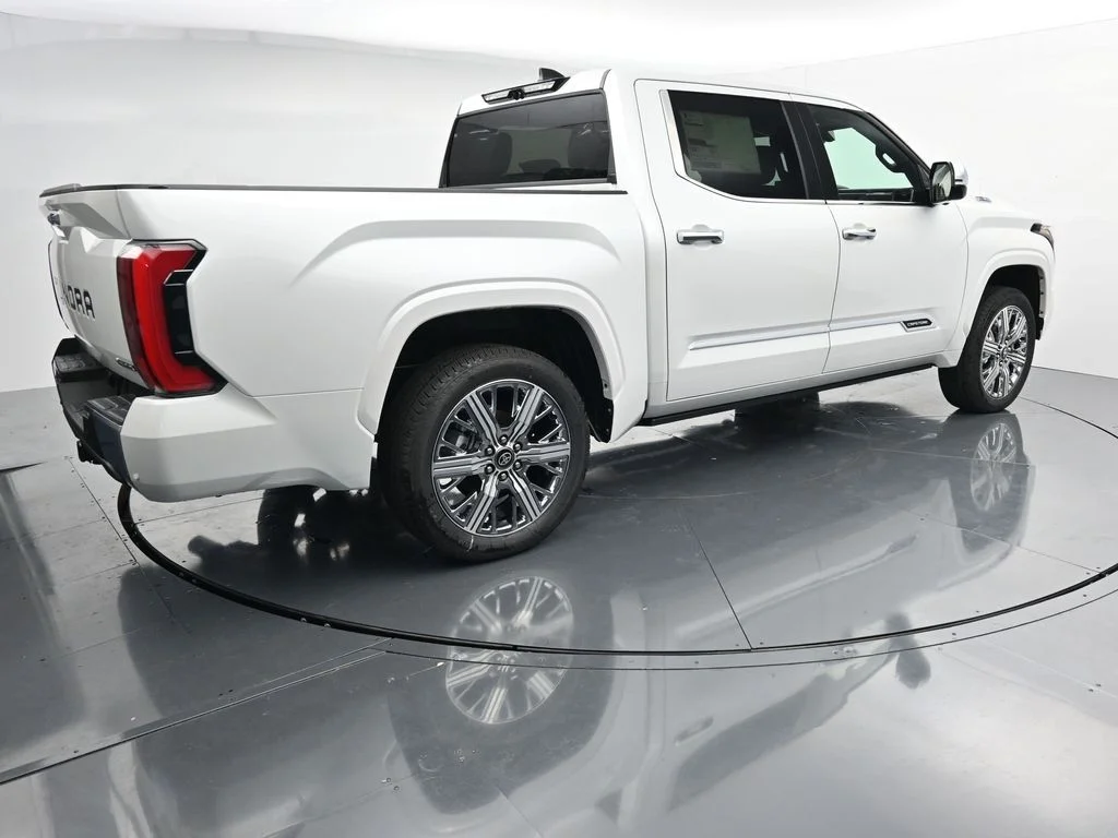 New 2026 Wind Chill Pearl <sup>1</sup> Toyota Tundra Capstone image 8