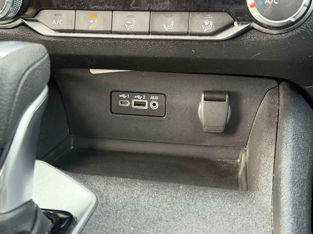 Used 2025 Black Nissan 2.5 SV image 26
