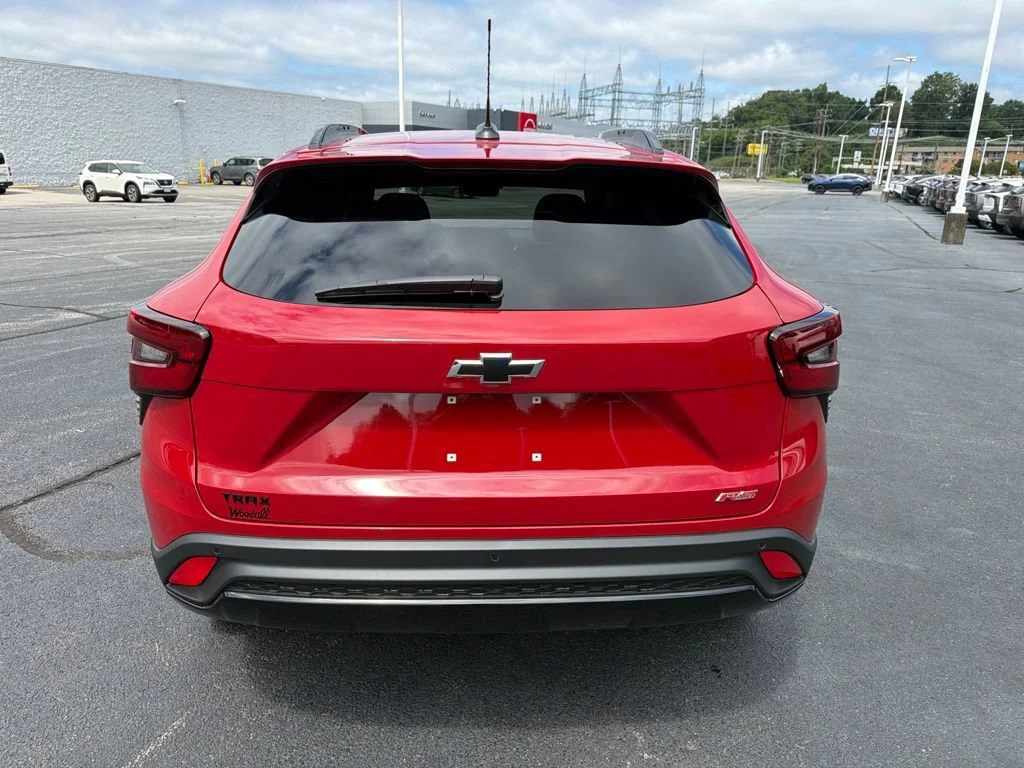 Used 2026 Apex Red Chevrolet 2RS image 7