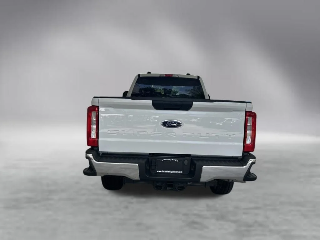 Used 2025 White Ford XLT image 5