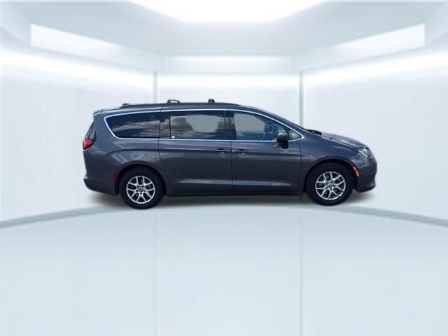 Used 2021 Gray Chrysler LXI image 5