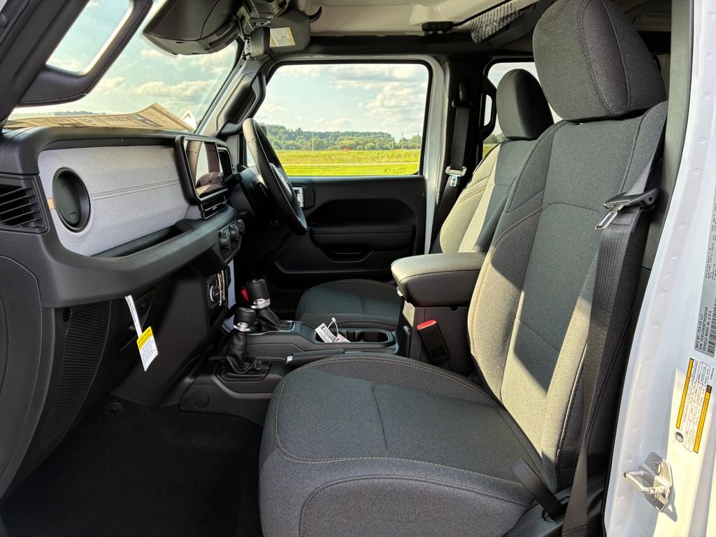 New 2026 White Jeep Sport RHD image 17