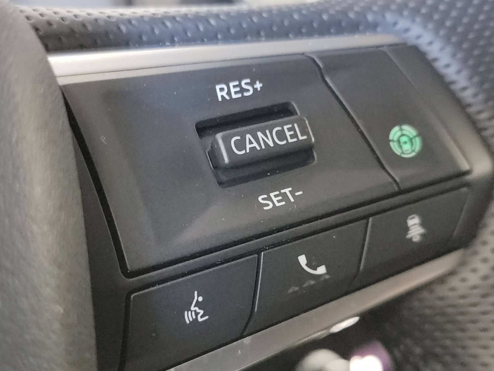 Used 2023 Red Diamond Mitsubishi SE image 32