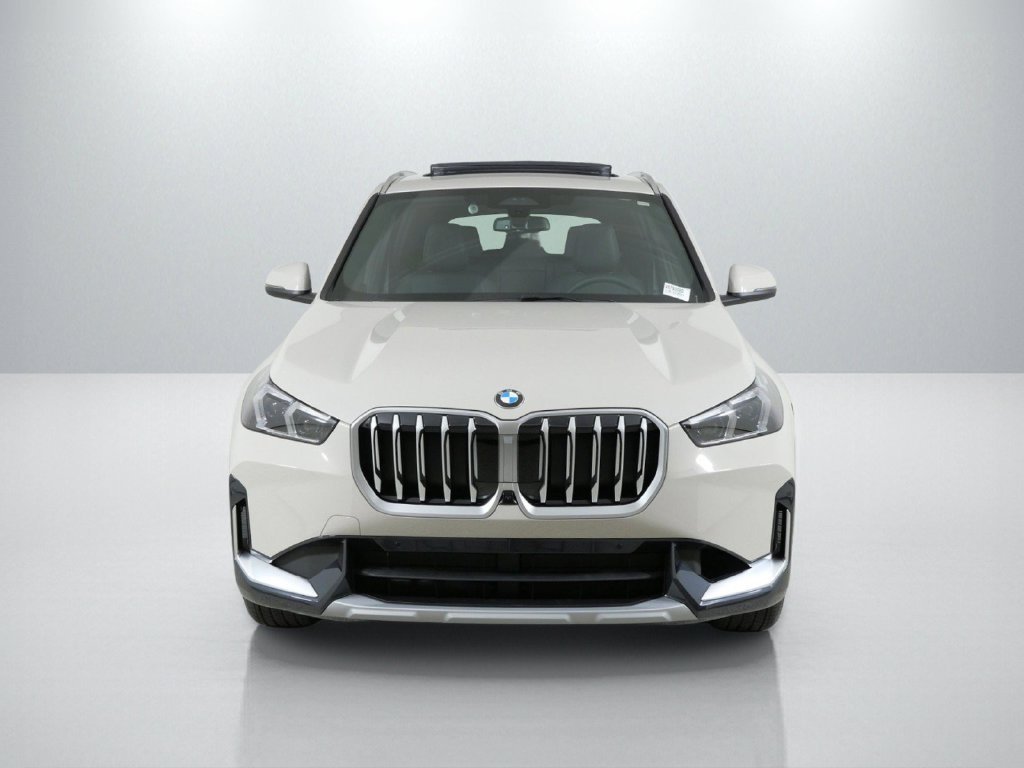 New 2027 Dune Grey Metallic BMW xDrive28i image 2