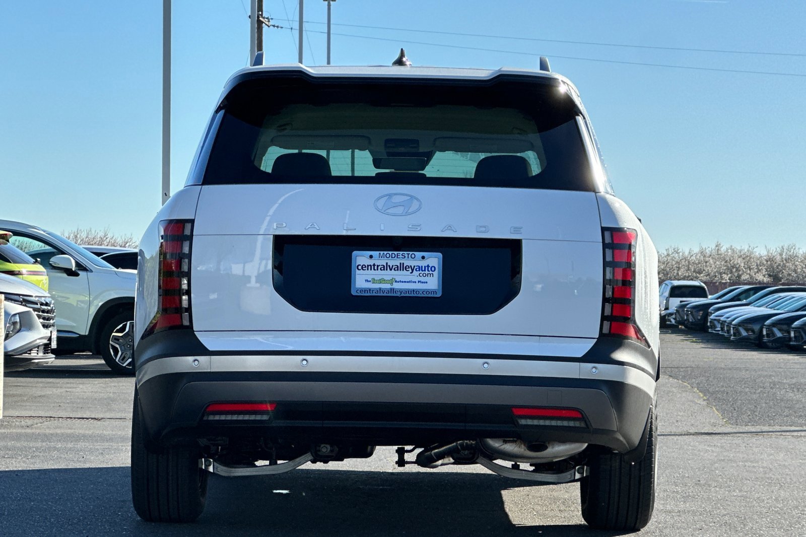 New 2026 Creamy White Pearl Hyundai SEL 8P image 5