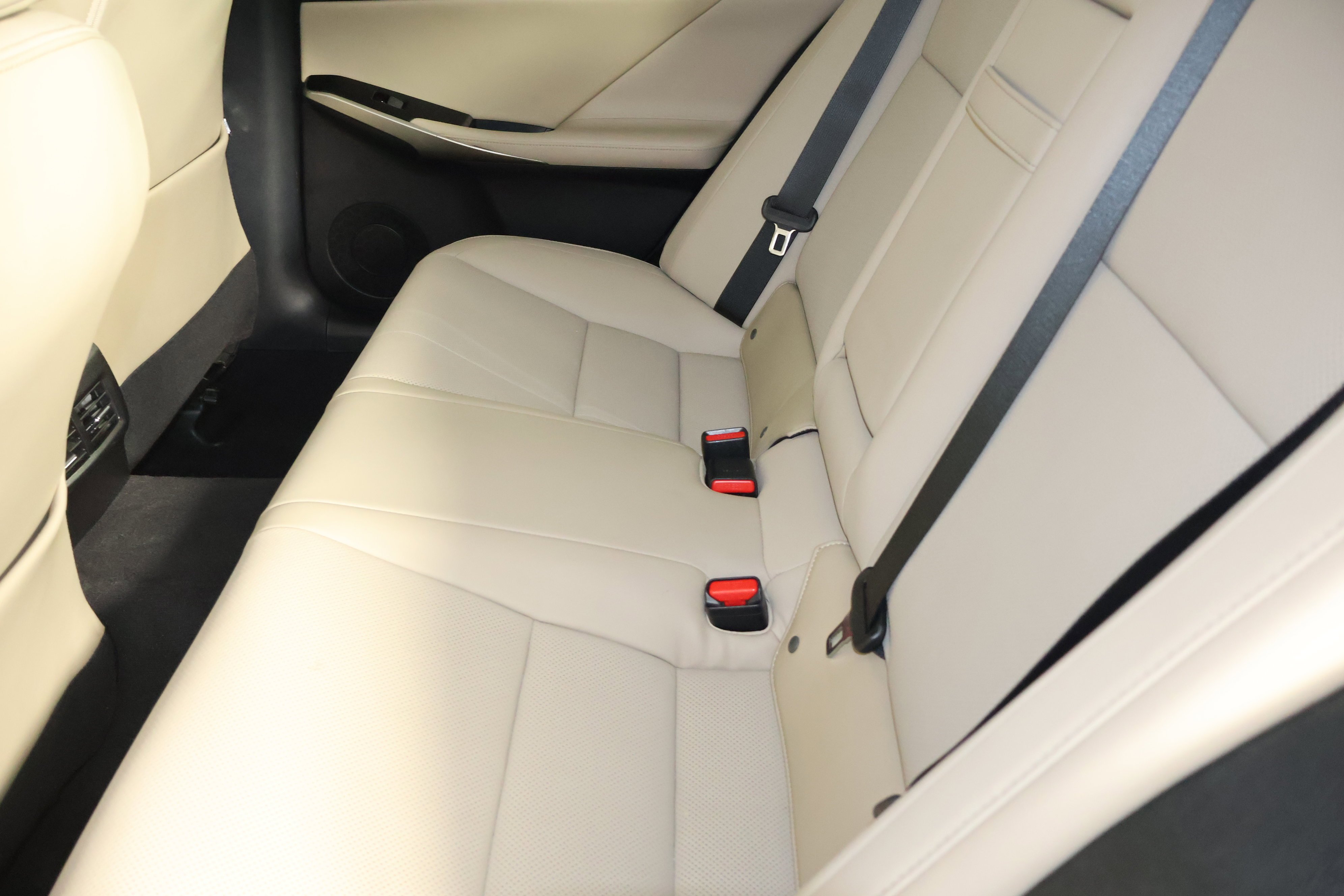 2019 Lexus IS 300 - Photo 52