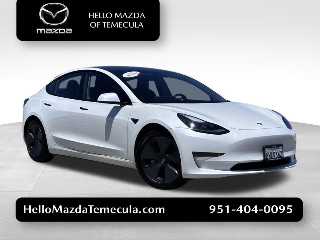 2021 Tesla Model 3 Standard Range Plus's photo