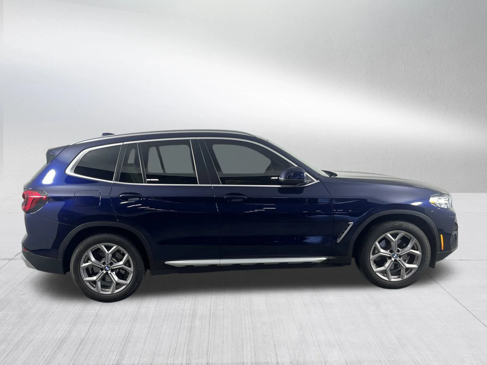 Certified Used 2023 Tanzanite Blue II Metallic BMW xDrive30i image 8