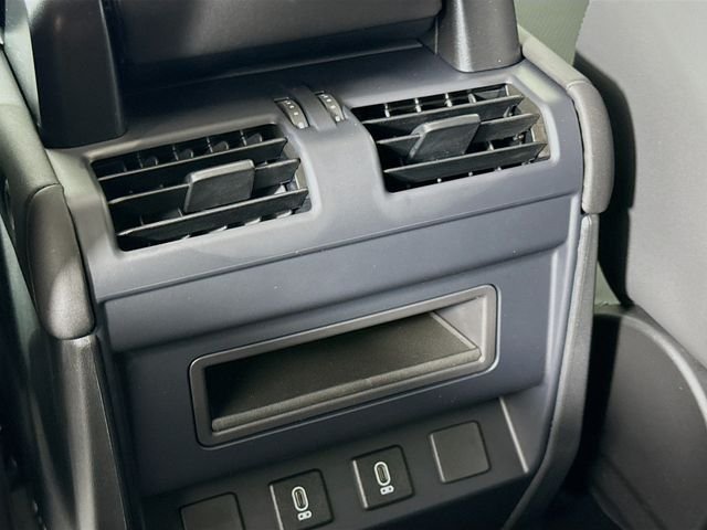 2026 Land Rover Defender X-Dynamic SE - Photo 27