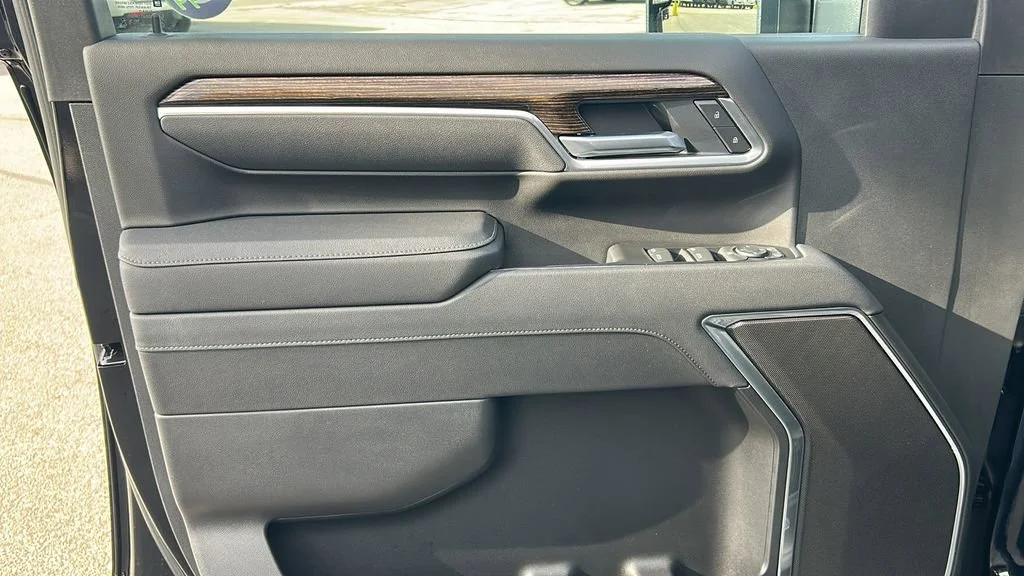 2025 GMC Sierra 2500HD SLE - Photo 14