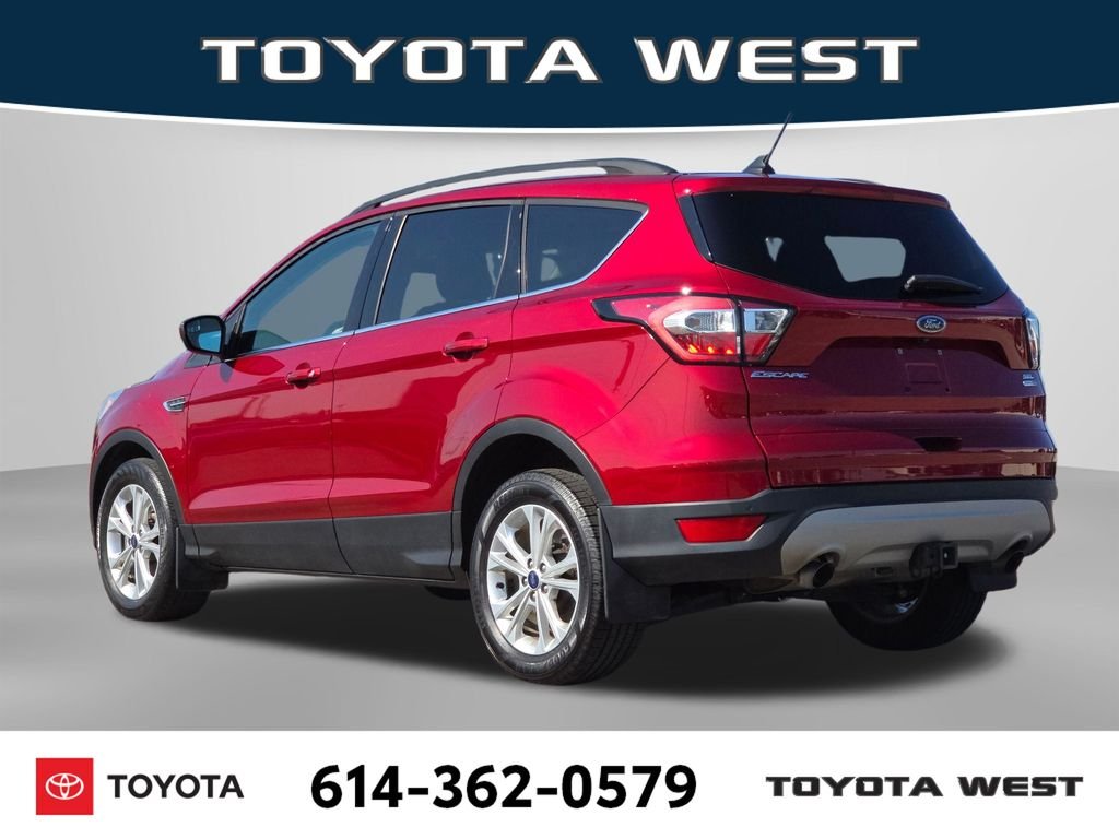 Used 2018 Red Ford SEL image 9