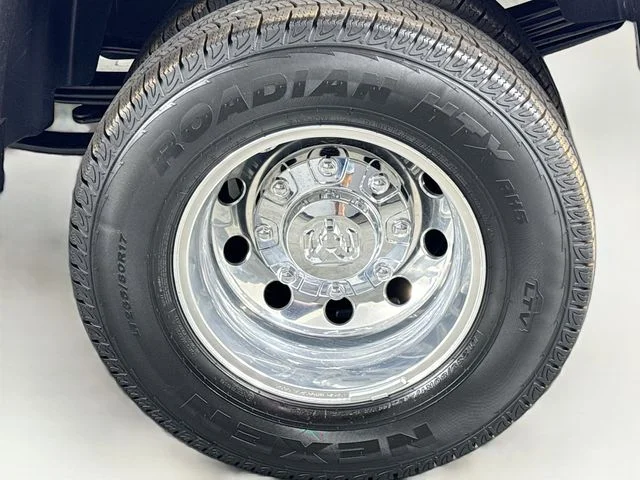 New 2026 Bright White Clearcoat RAM Big Horn image 30