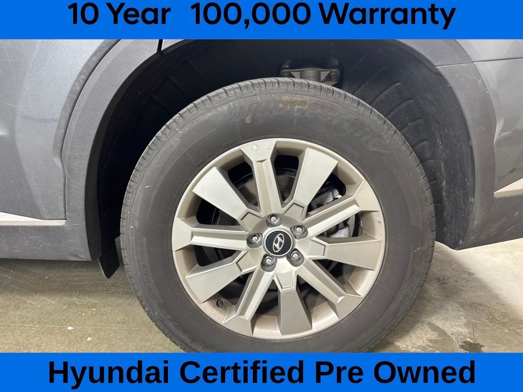 Certified Used 2025 Gray Hyundai SE image 14