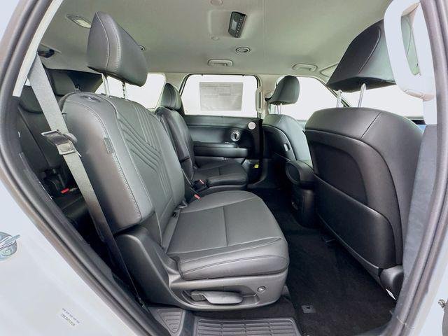 New 2026 White Hyundai Blue SEL 7P image 44