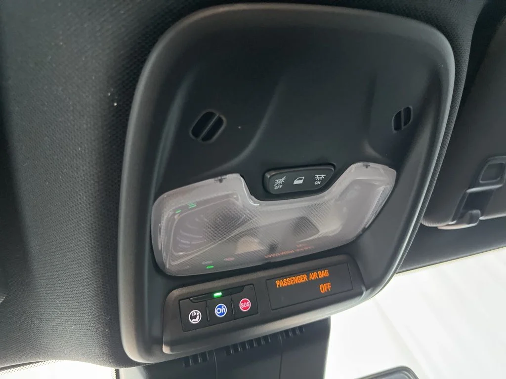 Used 2024 White Chevrolet Trail Boss image 16