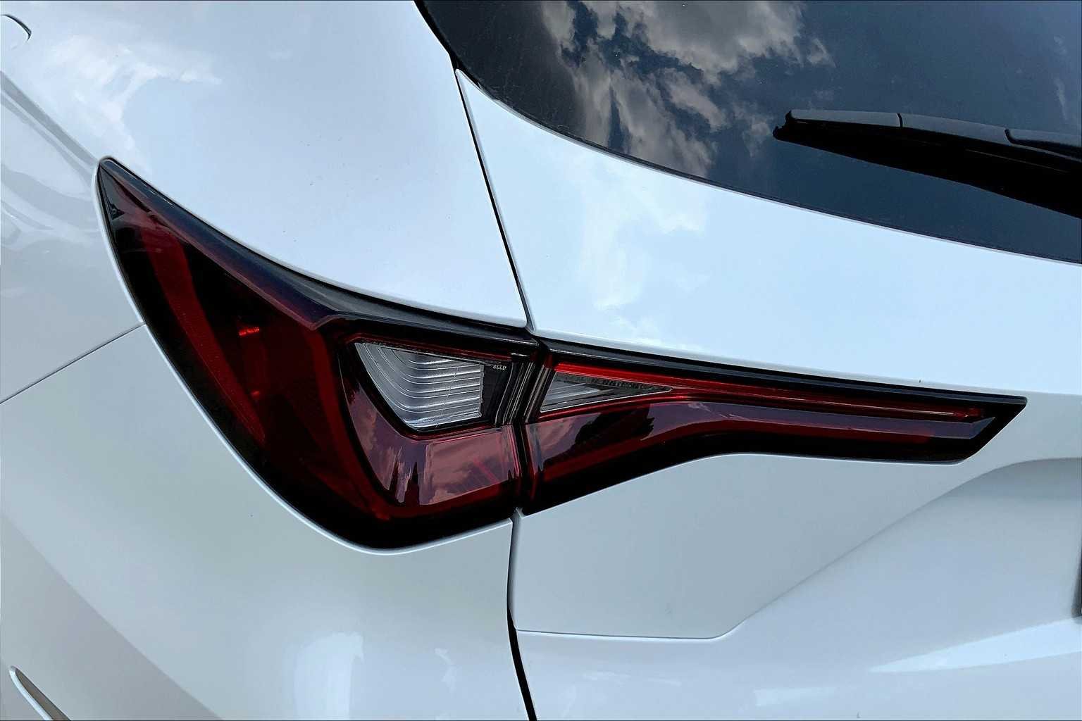 New 2026 Platinum White Pearl Acura w/Technology Package image 14