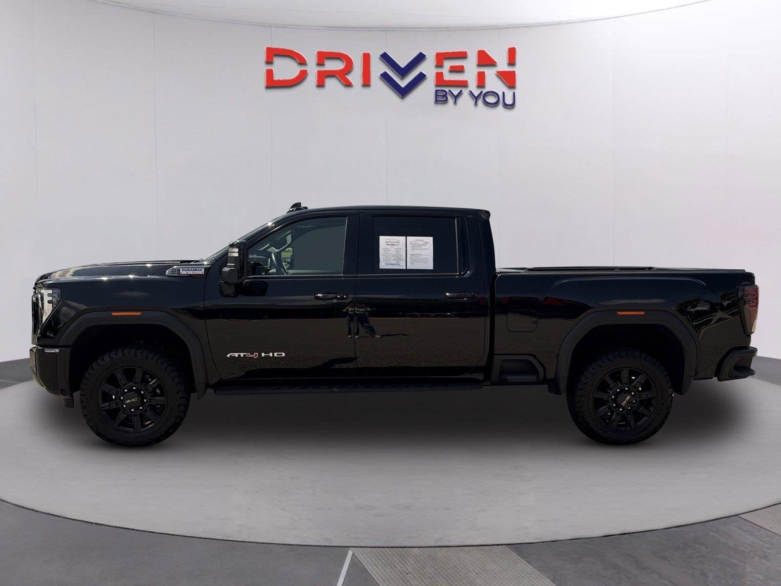 Used 2024 Onyx Black GMC AT4 image 6