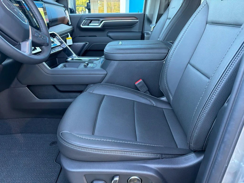 New 2026 Sterling Metallic GMC Denali image 32