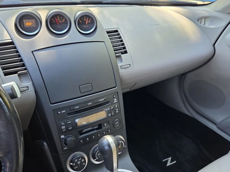 Used 2005 Chrome Silver Metallic NISSAN TOURING image 20