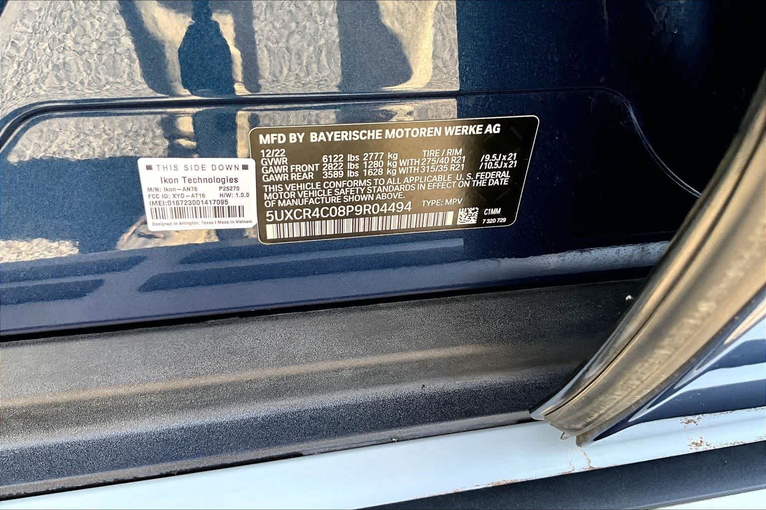 Used 2023 Phytonic Blue Metallic BMW sDrive40i image 36