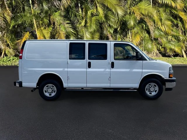 Used 2024 White Chevrolet Work Van image 3