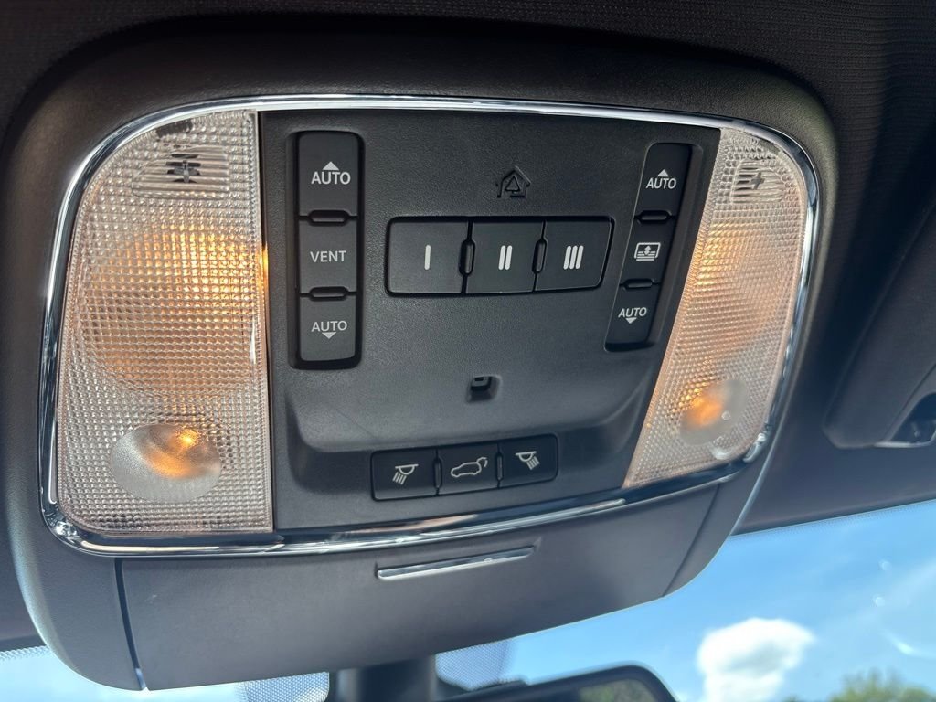 Used 2015 Bright White Jeep Overland image 19