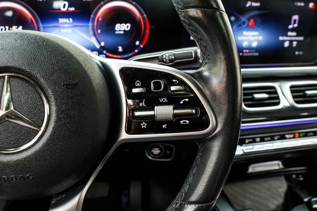 Used 2020 White Mercedes-Benz GLE 350 image 37