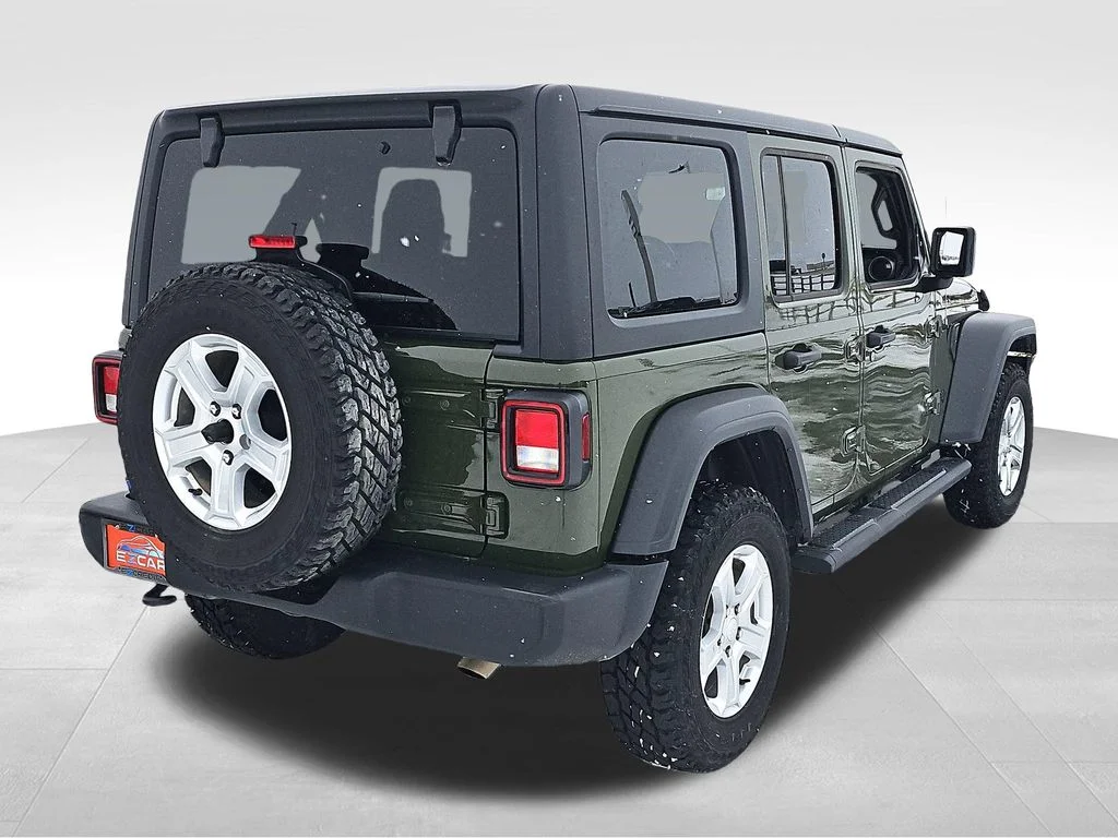 Used 2021 Green Jeep Unlimited Sport S image 13
