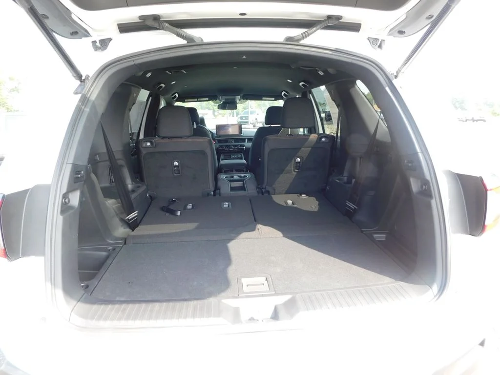 Used 2026 White Honda Sport image 26