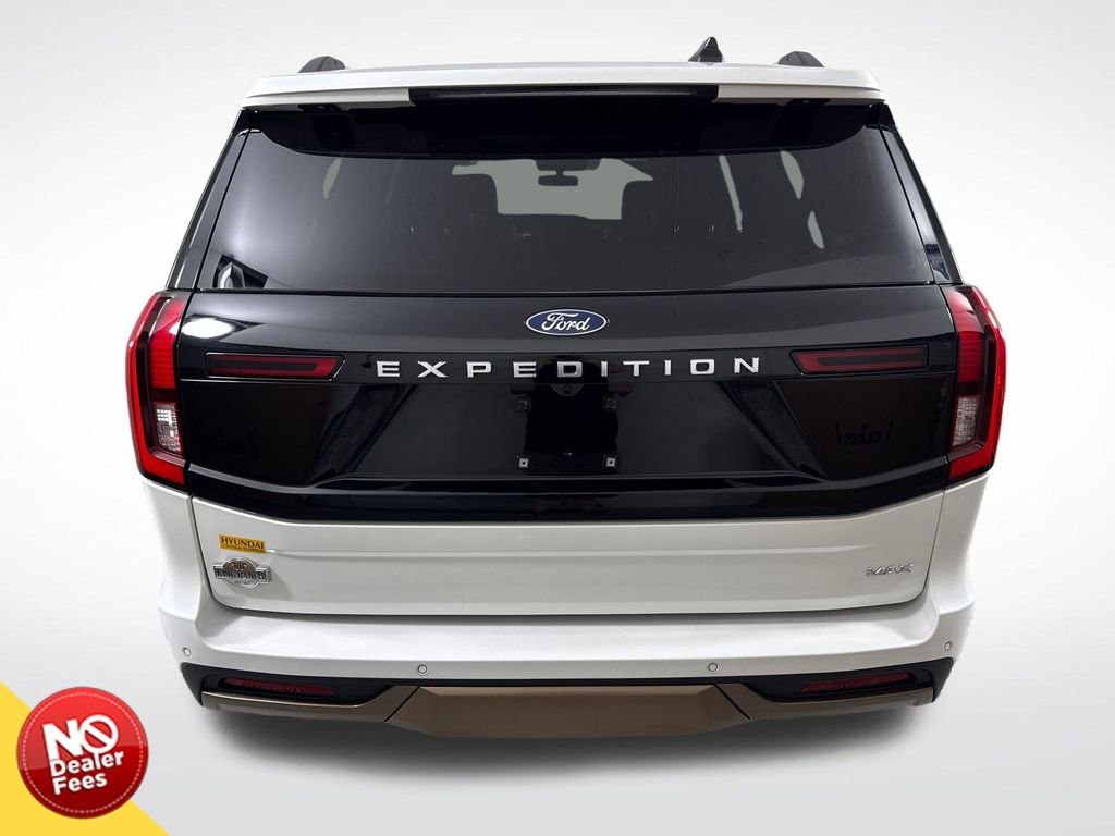 Used 2025 White Ford King Ranch image 5