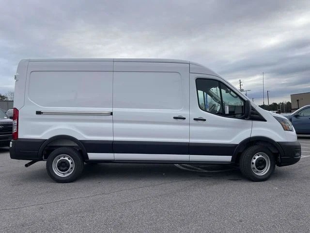New 2026 Oxford White Ford Base image 2