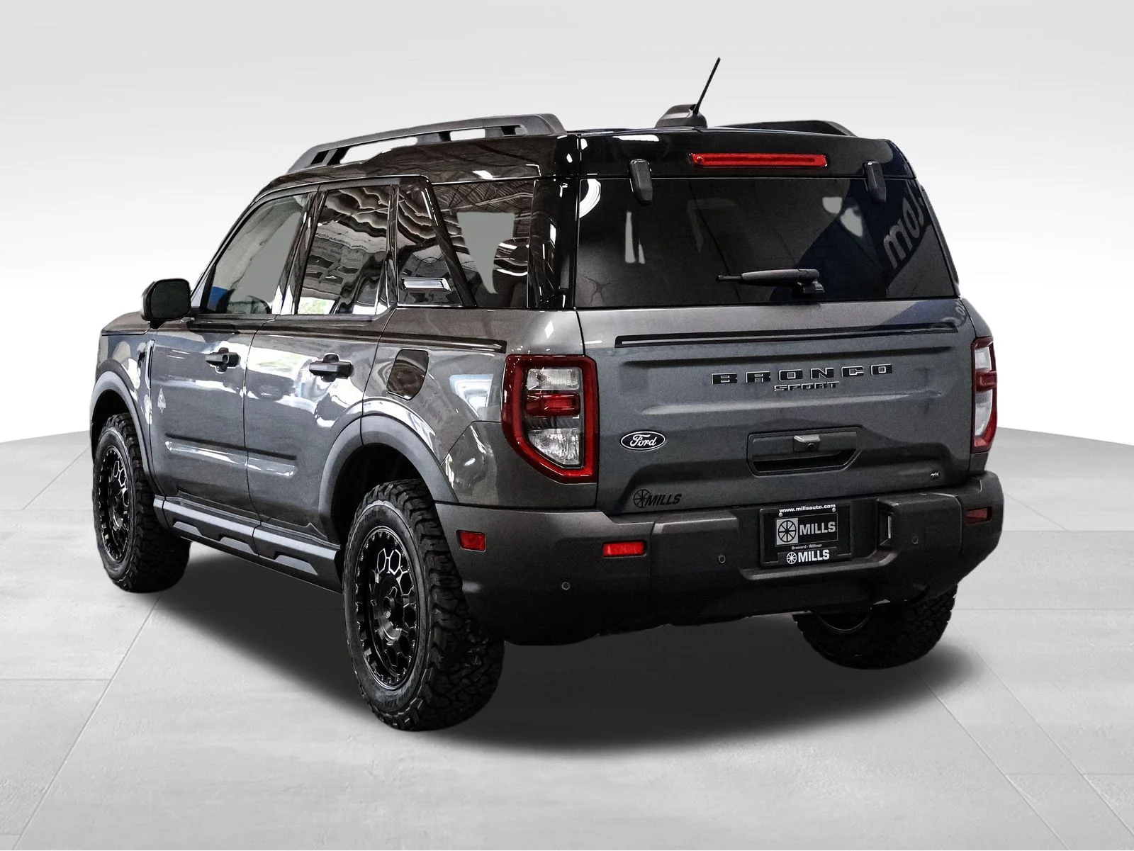 New 2026 Carbonized Gray Metallic Ford Outer Banks® image 5