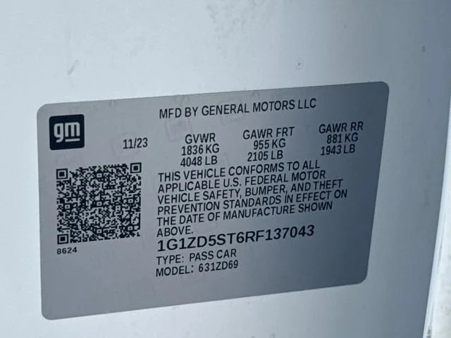 Used 2024 Summit White Chevrolet 1LT image 35