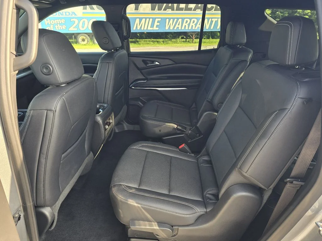 Used 2026 Sterling Gray Metallic Chevrolet FWD LT image 12