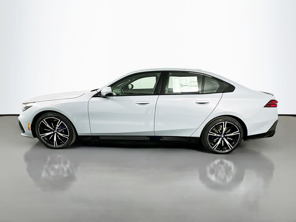 Used 2027 Brooklyn Grey Metallic BMW 530i xDrive image 8