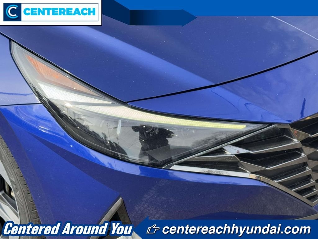 2022 Hyundai Elantra Limited - Photo 7