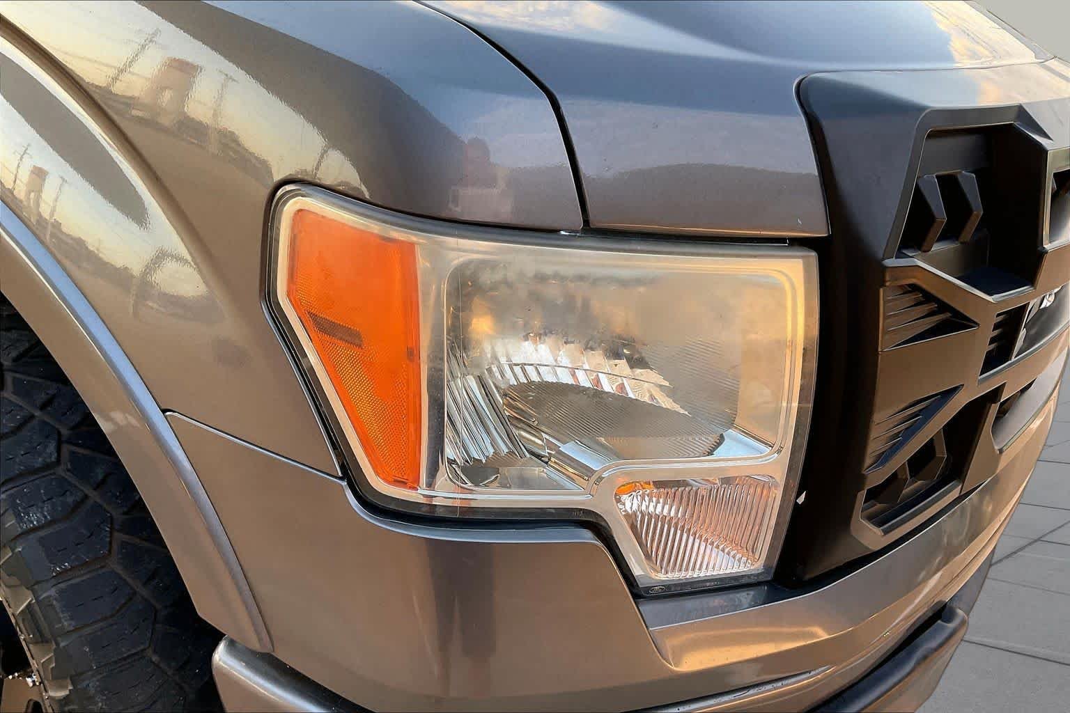 Used 2012 Sterling Gray Metallic Ford Platinum image 27