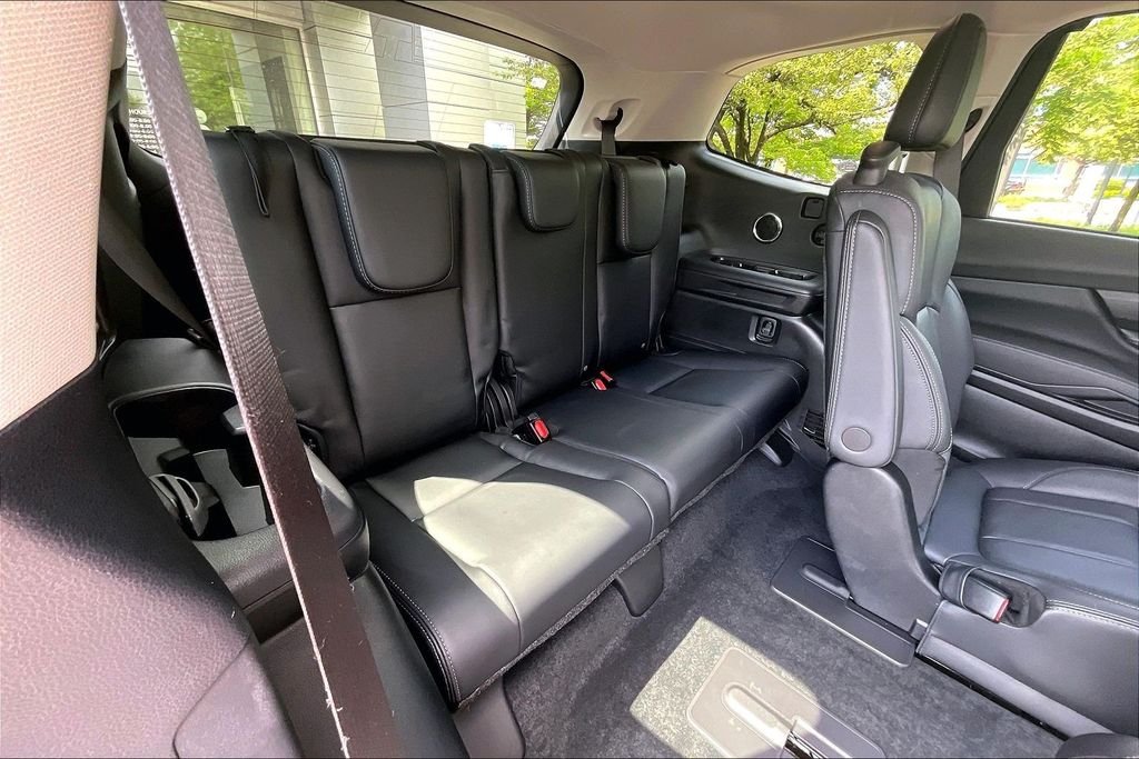 Used 2025 Brown Subaru Limited image 31