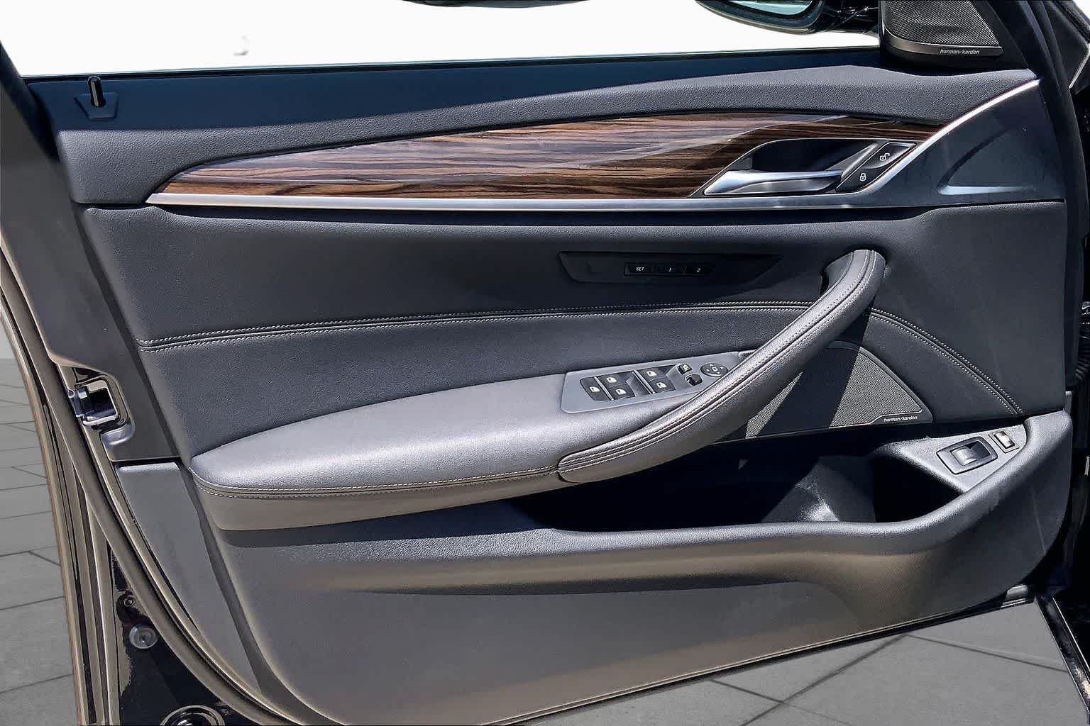 Used 2023 Black Sapphire Metallic BMW 530e xDrive image 22