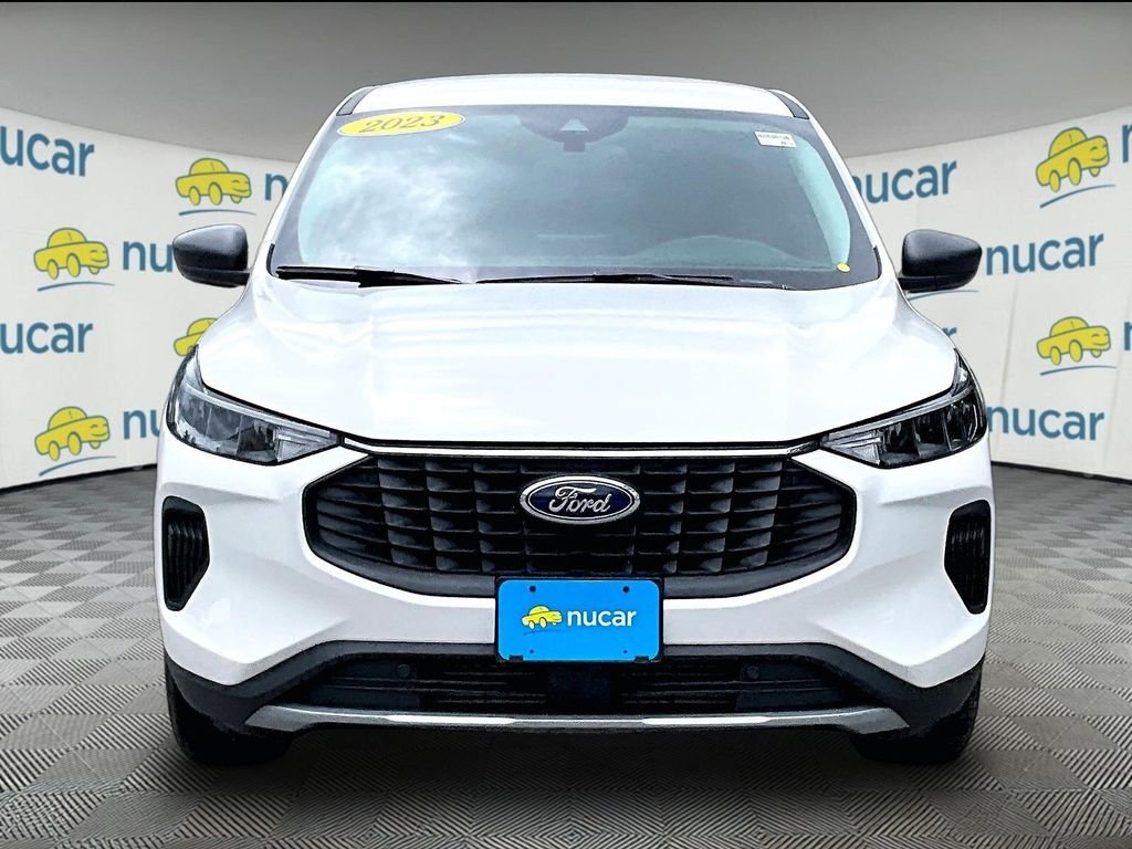 Used 2023 White Metallic Ford Active image 2