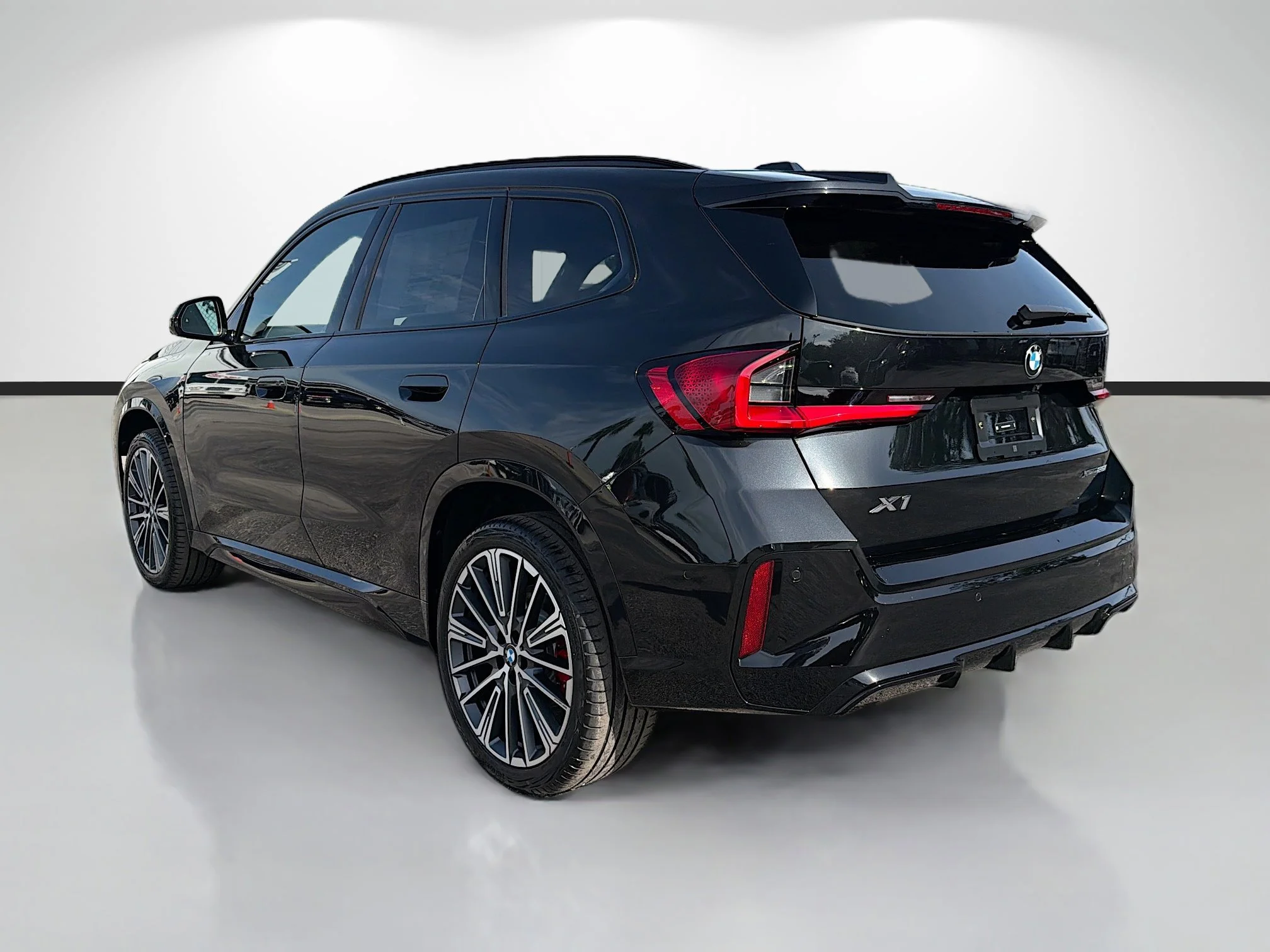 New 2026 Black Sapphire Metallic BMW xDrive28i image 5