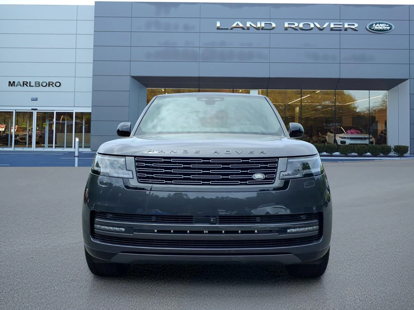 New 2026 Carpathian Grey Land Rover SE LWB image 8