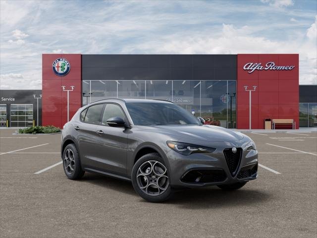 New 2025 Vesuvio Gray Metallic Exterior Paint Alfa Romeo  image 51