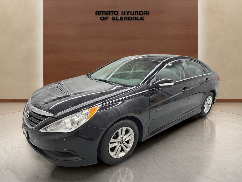 Used 2014 Hyundai Sonata GLS with VIN 5NPEB4AC4EH870215 for sale in Glendale, WI