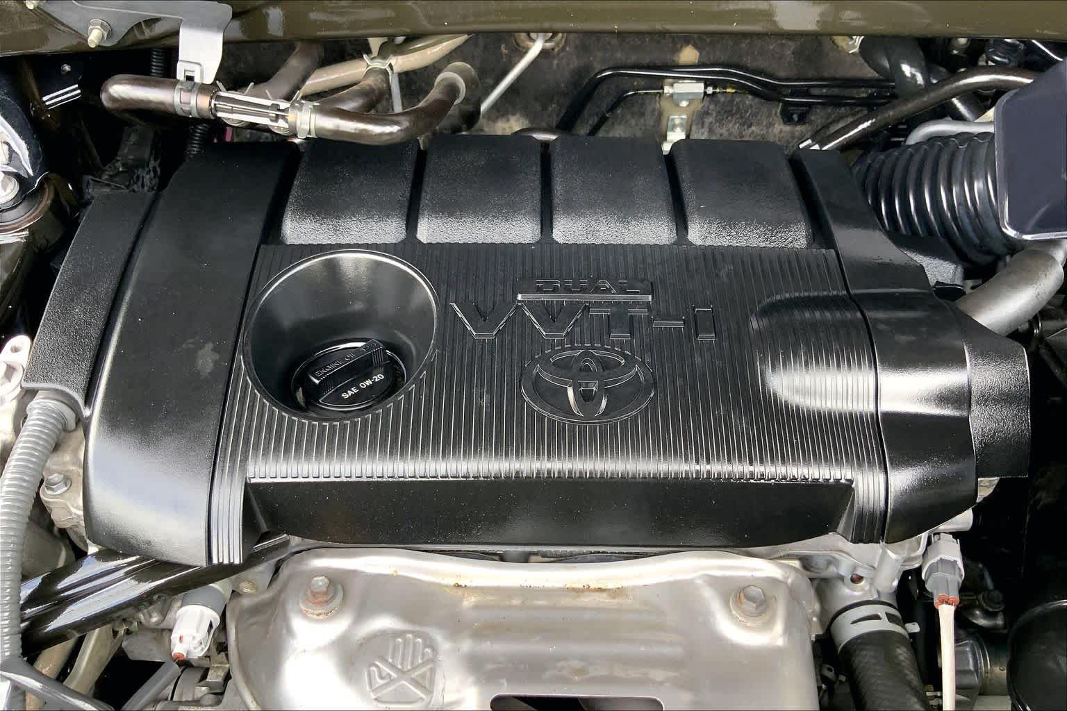 Used 2019 Midnight Black Metallic Toyota LE image 32