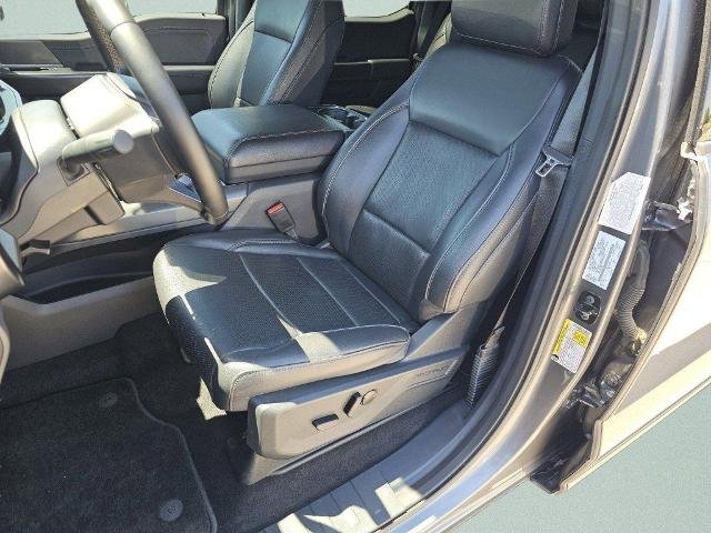 Used 2025 Carbonized Gray Metallic Ford  image 6