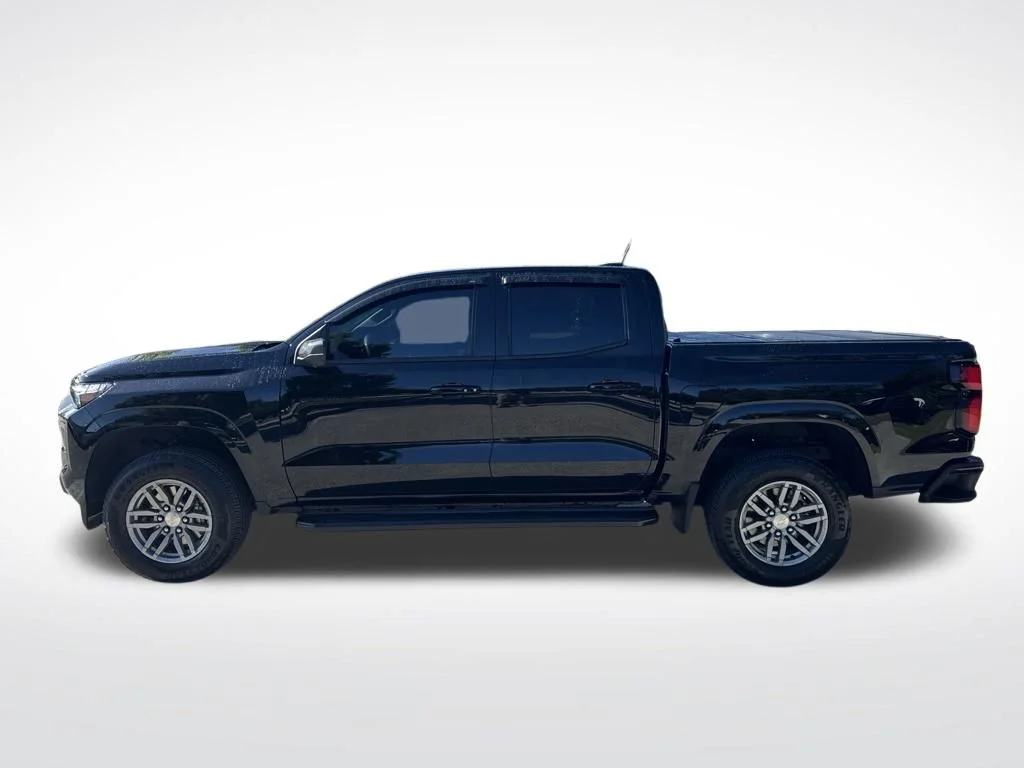 Used 2026 Black Chevrolet LT image 8