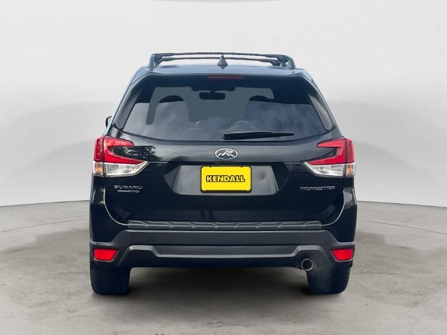 Used 2019 Crystal Black Silica Subaru Limited image 6